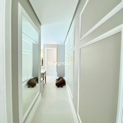 Apartamento com 73m², 1 quarto (sendo 1 suíte), 1 garagem, no bairro Canajurê em Florianópolis