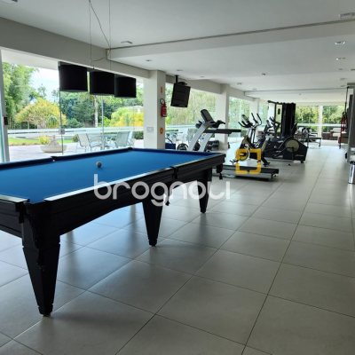 Apartamento com 117m², 2 quartos (sendo 2 suítes), 2 garagens, no bairro Canajurê em Florianópolis
