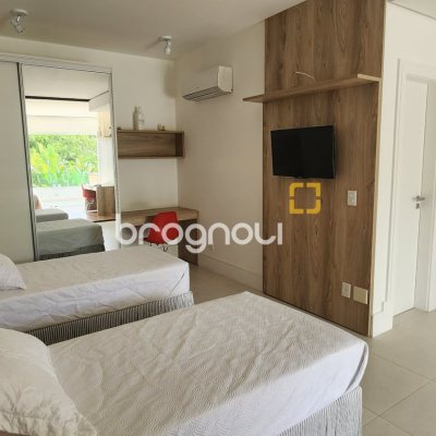 Apartamento com 117m², 2 quartos (sendo 2 suítes), 2 garagens, no bairro Canajurê em Florianópolis