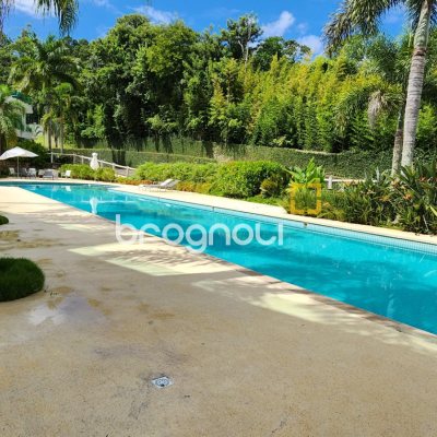 Apartamento com 117m², 2 quartos (sendo 2 suítes), 2 garagens, no bairro Canajurê em Florianópolis