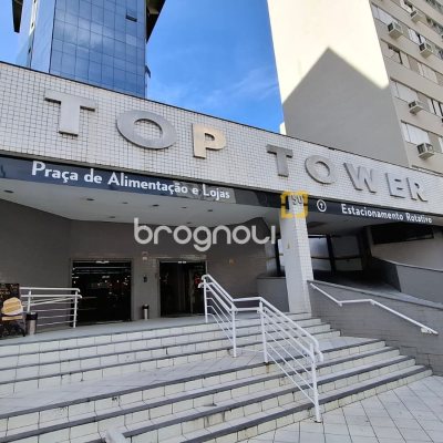 Sala com 32m², 1 garagem, no bairro Centro em Florianópolis