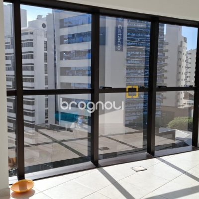 Sala com 32m², 1 garagem, no bairro Centro em Florianópolis