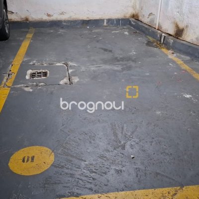 Sala com 32m², 1 garagem, no bairro Centro em Florianópolis