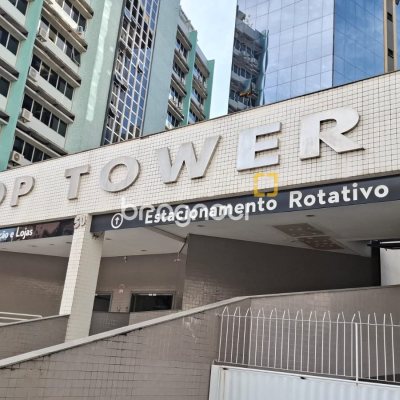 Sala com 32m², 1 garagem, no bairro Centro em Florianópolis