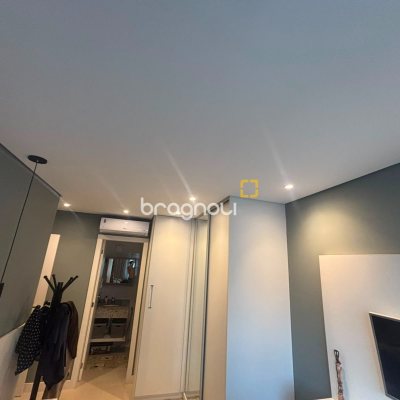 Apartamento com 70m², 2 quartos (sendo 1 suíte), 1 garagem, no bairro Capoeiras em Florianópolis