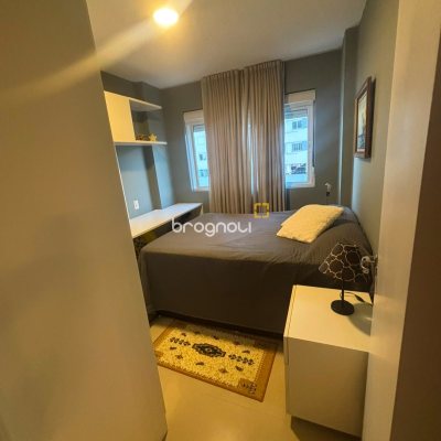 Apartamento com 70m², 2 quartos (sendo 1 suíte), 1 garagem, no bairro Capoeiras em Florianópolis