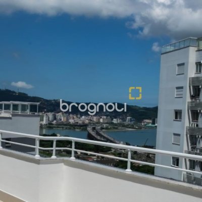 Apartamento com 70m², 2 quartos (sendo 1 suíte), 1 garagem, no bairro Capoeiras em Florianópolis