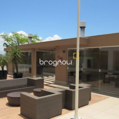 Apartamento com 70m², 2 quartos (sendo 1 suíte), 1 garagem, no bairro Capoeiras em Florianópolis