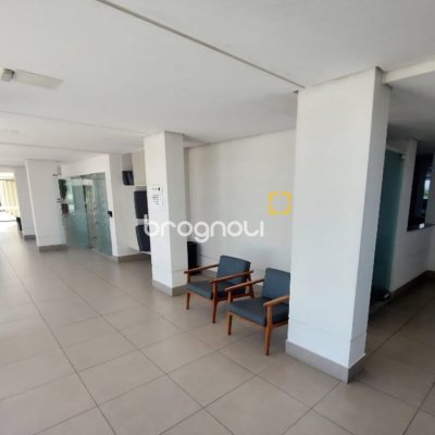 Apartamento com 70m², 2 quartos (sendo 1 suíte), 1 garagem, no bairro Capoeiras em Florianópolis