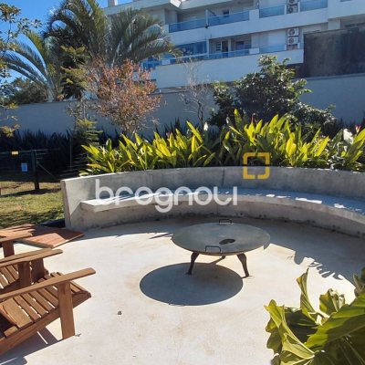 Apartamento com 120m², 2 quartos (sendo 2 suítes), 2 garagens, no bairro João Paulo em Florianópolis