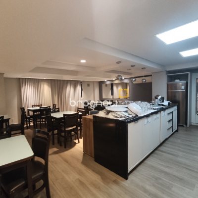 Apartamento com 57m², 2 quartos, 1 garagem, no bairro Itacorubi em Florianópolis