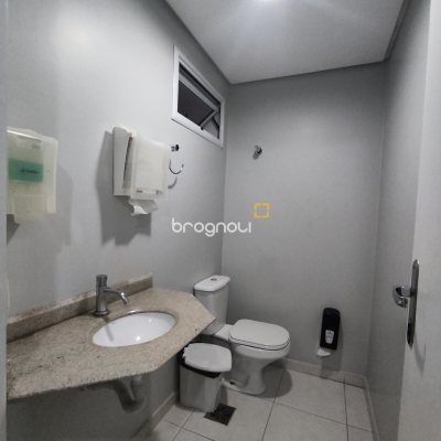 Apartamento com 57m², 2 quartos, 1 garagem, no bairro Itacorubi em Florianópolis