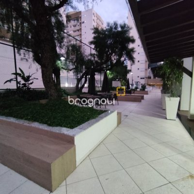 Apartamento com 57m², 2 quartos, 1 garagem, no bairro Itacorubi em Florianópolis