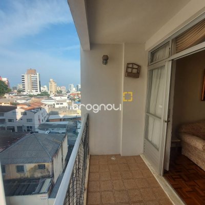 Apartamento com 84m², 3 quartos (sendo 1 suíte), no bairro Centro em Florianópolis