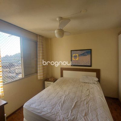 Apartamento com 84m², 3 quartos (sendo 1 suíte), no bairro Centro em Florianópolis