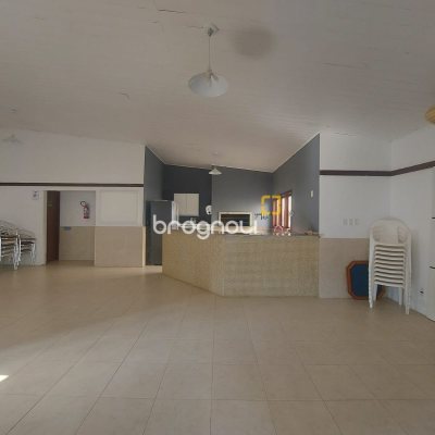 Apartamento com 84m², 3 quartos (sendo 1 suíte), no bairro Centro em Florianópolis