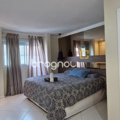 Cobertura com 263m², 4 quartos (sendo 2 suítes), 2 garagens, no bairro Ingleses em Florianópolis