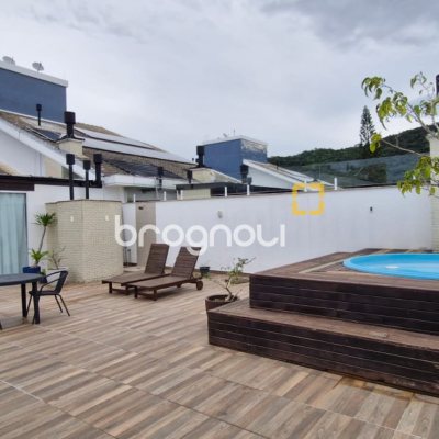 Cobertura com 263m², 4 quartos (sendo 2 suítes), 2 garagens, no bairro Ingleses em Florianópolis
