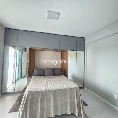 Apartamento com 98m², 3 quartos (sendo 1 suíte), 1 garagem, no bairro Barreiros em São José