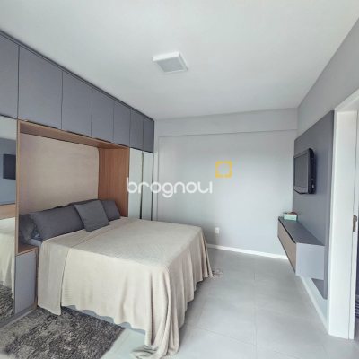 Apartamento com 98m², 3 quartos (sendo 1 suíte), 1 garagem, no bairro Barreiros em São José