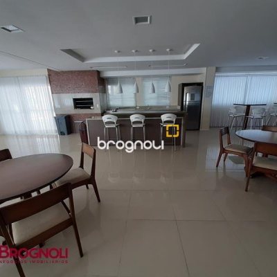Apartamento com 98m², 3 quartos (sendo 1 suíte), 1 garagem, no bairro Barreiros em São José