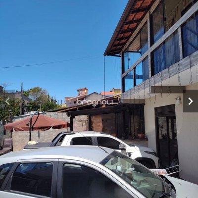 Casa com 150m², 5 quartos (sendo 1 suíte), 3 garagens, no bairro Ingleses em Florianópolis
