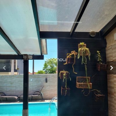 Casa com 150m², 5 quartos (sendo 1 suíte), 3 garagens, no bairro Ingleses em Florianópolis