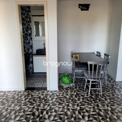 Apartamento com 60m², 2 quartos (sendo 1 suíte), 1 garagem, no bairro Ingleses em Florianópolis