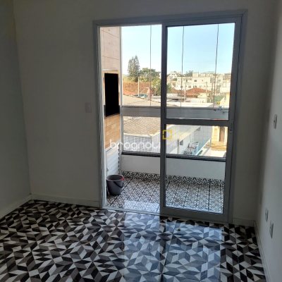 Apartamento com 60m², 2 quartos (sendo 1 suíte), 1 garagem, no bairro Ingleses em Florianópolis
