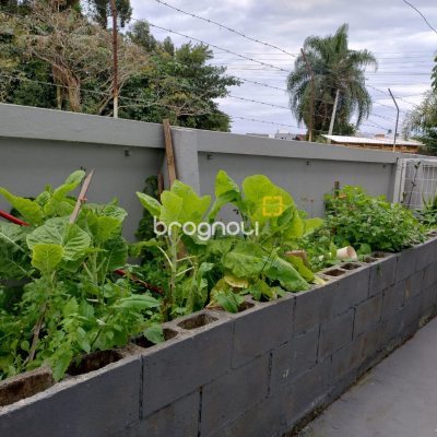 Apartamento com 69m², 3 quartos (sendo 1 suíte), 1 garagem, no bairro Canasvieiras em Florianópolis