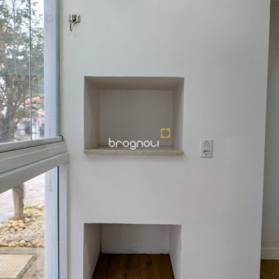 Apartamento com 69m², 3 quartos (sendo 1 suíte), 1 garagem, no bairro Canasvieiras em Florianópolis