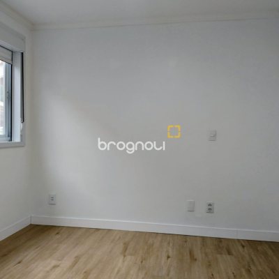 Apartamento com 69m², 3 quartos (sendo 1 suíte), 1 garagem, no bairro Canasvieiras em Florianópolis