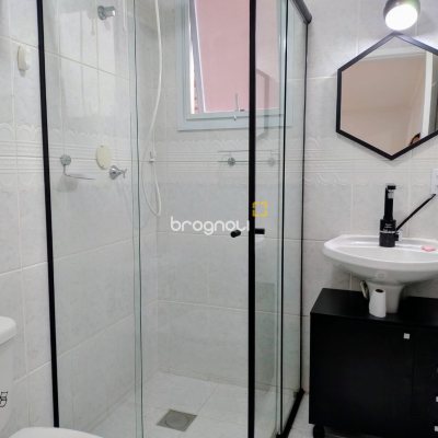 Apartamento com 69m², 3 quartos (sendo 1 suíte), 1 garagem, no bairro Canasvieiras em Florianópolis