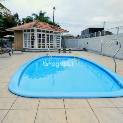 Apartamento com 69m², 3 quartos (sendo 1 suíte), 1 garagem, no bairro Canasvieiras em Florianópolis