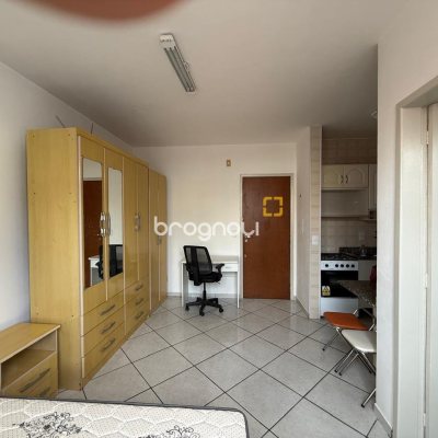 Studio com 23m², 1 quarto, 1 garagem, no bairro Centro em Florianópolis