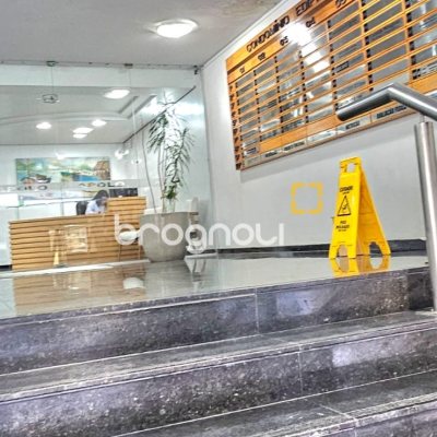 Sala com 60m², no bairro Centro em Florianópolis