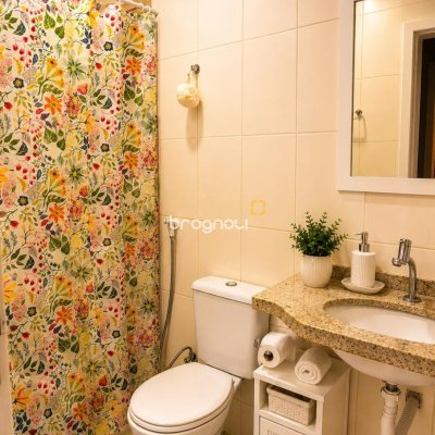 Apartamento com 78m², 2 quartos (sendo 1 suíte), 1 garagem, no bairro Costeira do Pirajubaé em Florianópolis