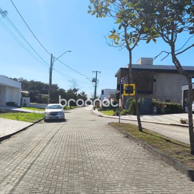 27826 com 400m², no bairro Canasvieiras em Florianópolis