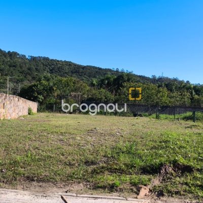 27826 com 400m², no bairro Canasvieiras em Florianópolis