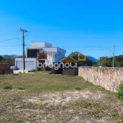 27826 com 400m², no bairro Canasvieiras em Florianópolis