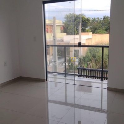 Casa com 109m², 3 quartos (sendo 1 suíte), 1 garagem, no bairro São João do Rio Vermelho em Florianópolis
