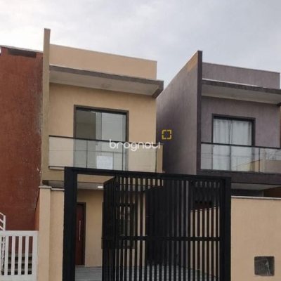 Casa com 109m², 3 quartos (sendo 1 suíte), 1 garagem, no bairro São João do Rio Vermelho em Florianópolis