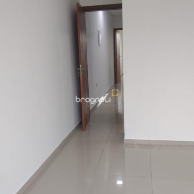 Casa com 109m², 3 quartos (sendo 1 suíte), 1 garagem, no bairro São João do Rio Vermelho em Florianópolis