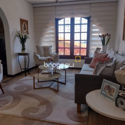 Casa com 284m², 5 quartos (sendo 1 suíte), 1 garagem, no bairro Saco dos Limões em Florianópolis