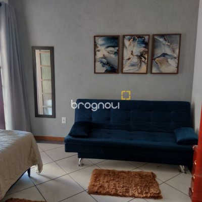 Casa com 284m², 5 quartos (sendo 1 suíte), 1 garagem, no bairro Saco dos Limões em Florianópolis
