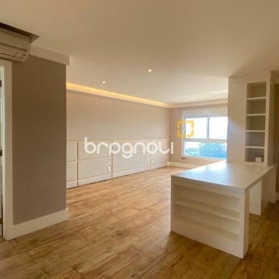 Apartamento com 168m², 3 quartos (sendo 3 suítes), 2 garagens, no bairro Agronômica em Florianópolis