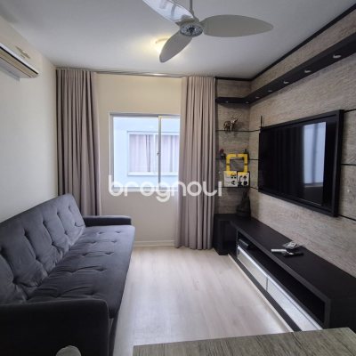 Apartamento com 42m², 1 quarto, 1 garagem, no bairro Canasvieiras em Florianópolis