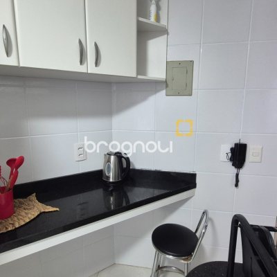 Apartamento com 42m², 1 quarto, 1 garagem, no bairro Canasvieiras em Florianópolis
