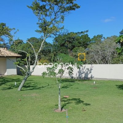 Casa de Condomínio com 248m², 4 quartos (sendo 3 suítes), 2 garagens, no bairro Vargem Pequena em Florianópolis
