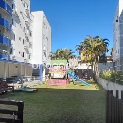 Apartamento com 76m², 2 quartos (sendo 1 suíte), 1 garagem, no bairro Abraão em Florianópolis